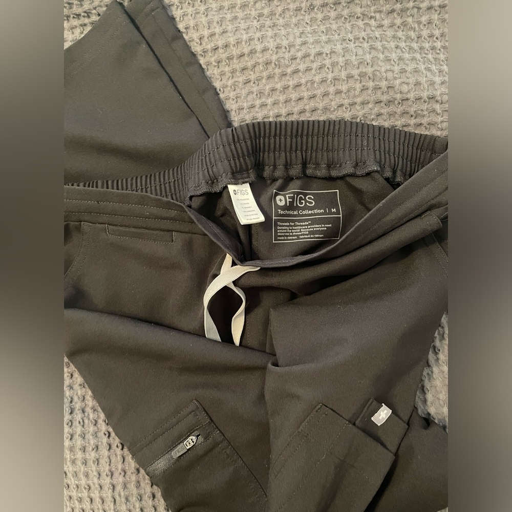Figs Black OG Scrunch Yola Skinny Scrub Pants Women’s Medium